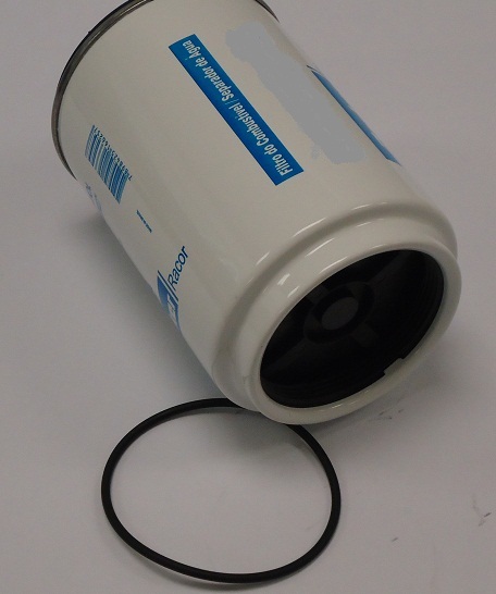 <p> </p>
<p style="text-align: justify;">O <strong style="text-align: justify;">Filtro Separador de Água Parker Racor R90HDPVOL</strong> é a solução ideal para garantir a pureza e a qualidade do combustível do seu veículo Volvo. Projetado para otimizar o desempenho do motor e prolongar a vida útil dos componentes, este filtro atua eficientemente na retenção de impurezas e na separação da água presente no diesel, prevenindo falhas e reduzindo a necessidade de manutenção.</p>
<p style="text-align: justify;">Com a renomada tecnologia <strong style="text-align: justify;">Aquabloc de 30 mícrons</strong>, o <strong style="text-align: justify;">filtro Parker Racor R90HDP-VOL</strong> oferece uma filtragem de alta eficiência, mesmo nas condições mais severas de uso. Sua rosca padrão <strong style="text-align: justify;">1"x14UNF-2B</strong> assegura um encaixe preciso e uma instalação segura, sem a necessidade de adaptações. Além disso, o copo com sensor de água <strong style="text-align: justify;">KR-50028</strong> monitora a eficiência da separação, proporcionando maior tranquilidade e segurança para o seu sistema de combustível.</p>
<p> </p>
<h3 style="text-align: justify;">Características Técnicas</h3>
<p> </p>
<p style="text-align: justify;">Marca: PARKER</p>
<p style="text-align: justify;">Modelo: R90HDP-VOL</p>
<p style="text-align: justify;">Código de Referência: 264</p>
<p style="text-align: justify;">EAN: 7898425166257</p>
<p style="text-align: justify;">Referências Equivalentes: 20879812, 21380488</p>
<p style="text-align: justify;">Classificação de Filtragem: 30 mícrons</p>
<p style="text-align: justify;">Tamanho da Rosca da Porta: 1"X14UNF-2B</p>
<p style="text-align: justify;">Tipo de Sensor: Sensor de Água no Combustível</p>
<p style="text-align: justify;">Compatibilidade de Combustível: Diesel</p>
<p style="text-align: justify;">Peso: 0.8 kg</p>
<p style="text-align: justify;">Altura da Embalagem: 170.5 mm</p>
<p style="text-align: justify;">Largura da Embalagem: 1 mm</p>
<p style="text-align: justify;">Comprimento da Embalagem: 1 mm</p>
<p> </p>
<h3 style="text-align: justify;">Benefícios e Aplicações</h3>
<p> </p>
<p style="text-align: justify;">Este <strong style="text-align: justify;">filtro separador de água</strong> garante a qualidade e pureza superior do combustível, mantendo o desempenho do motor em alta performance e assegurando maior durabilidade dos componentes. A tecnologia <strong style="text-align: justify;">Aquabloc</strong> de 30 mícrons é fundamental para a retenção de impurezas e a separação eficaz da água, protegendo o sistema de injeção e prolongando a vida útil do motor.</p>
<p style="text-align: justify;">O <strong style="text-align: justify;">Filtro Parker Racor R90HDP-VOL</strong> é compatível com uma vasta gama de veículos Volvo, incluindo:</p>
<p style="text-align: justify;">Volvo FH 12 400, Volvo FH 12 440, Volvo FH 12 520</p>
<p style="text-align: justify;">Volvo FH 400 - D13A - 2010-2012</p>
<p style="text-align: justify;">Volvo FH 440 - D13A - 2007-2009</p>
<p style="text-align: justify;">Volvo FH 480 - D13A - 2007-2009</p>
<p style="text-align: justify;">Volvo FH 520 - D13A - 2007-2009</p>
<p style="text-align: justify;">Volvo FH 420 - D13C - 2012-2015</p>
<p style="text-align: justify;">Volvo FH 460 - D13C - 2012-2015</p>
<p style="text-align: justify;">Volvo FH 500 - D13C - 2012-2015</p>
<p style="text-align: justify;">Volvo FH 540 - D13C - 2012-2015</p>
<p style="text-align: justify;">Volvo FM 400 - D13A - 2007-2012</p>
<p style="text-align: justify;">Volvo FM 440 - D13A - 2007-2012</p>
<p style="text-align: justify;">Volvo FM 480 - D13A - 2007-2012</p>
<p style="text-align: justify;">Volvo FM 520 - D13A - 2007-2012</p>
<p style="text-align: justify;">Volvo FM 370 - D13A - 2008-2011</p>
<p style="text-align: justify;">Volvo FMX 370 - D11A - 2012-2015</p>
<p style="text-align: justify;">Volvo FMX 380 - D13C - 2012-2015</p>
<p style="text-align: justify;">Volvo FMX 420 - D13C - 2012-2015</p>
<p style="text-align: justify;">Volvo FMX 460 - D13C - 2012-2015</p>
<p style="text-align: justify;">Volvo FMX 500 - D13C - 2012-2015</p>
<p> </p>
<h3 style="text-align: justify;">Diferenciais Competitivos</h3>
<p> </p>
<p style="text-align: justify;">A <strong style="text-align: justify;">Parker Racor</strong> é líder em tecnologia de filtragem, e o modelo <strong style="text-align: justify;">R90HDP-VOL</strong> se destaca pela sua eficiência superior. A tecnologia <strong style="text-align: justify;">Aquabloc de 30 mícrons</strong> garante uma filtragem de alta performance, enquanto a rosca padrão <strong style="text-align: justify;">1"x14UNF-2B</strong> e o copo com sensor de água <strong style="text-align: justify;">KR-50028</strong> asseguram uma instalação fácil e um monitoramento contínuo da qualidade do combustível. Invista na proteção do seu motor com um produto de confiança e durabilidade comprovadas.</p>
<p> </p>
<h3 style="text-align: justify;">Conteúdo da Embalagem</h3>
<p> </p>
<p style="text-align: justify;">1x Filtro Separador de Água Parker Racor: R90HDPVOL (23811822)</p>
<p style="text-align: justify;">Garanta a longevidade e o desempenho do seu veículo com o <strong style="text-align: justify;">Filtro Separador de Água Parker Racor R90HDP-VOL</strong>. Adquira já o seu e proteja seu investimento!</p>