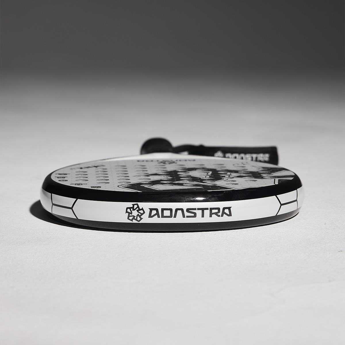 Imagem 9 do produto: Raquete Padel Adastra Lynx 2.0 Carbono 12k JP Flores